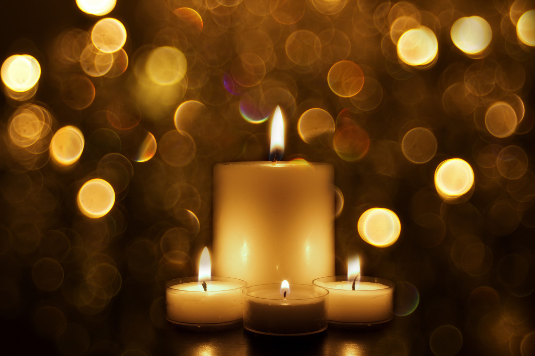 christmas-background-festival-candle_GyvAXnPu (1)